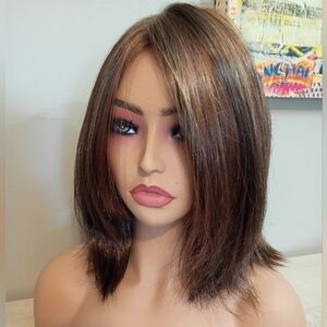 Mono top wig HEIDI by Revlon in 637T RUM RAISIN